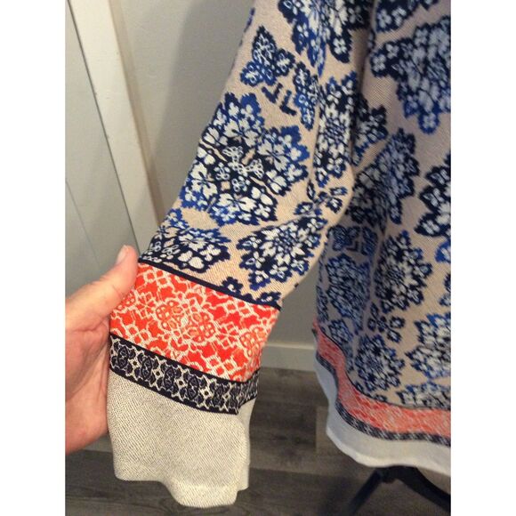 Violet + Claire Floral XL Tunic Top V Neck Blue Tan - Picture 5 of 5